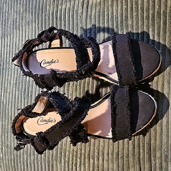 Candie's Camimi black wedge Jean material size 10 - Picture 3 of 9